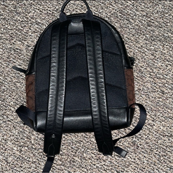 Men’s Coach Bookbag barely used like new - Picture 2 of 5